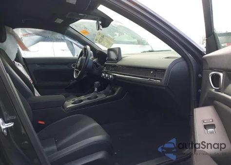 2022 Honda Civic Sport z USA, uszkodzony, nr VIN 2HGFE2F52NH510218